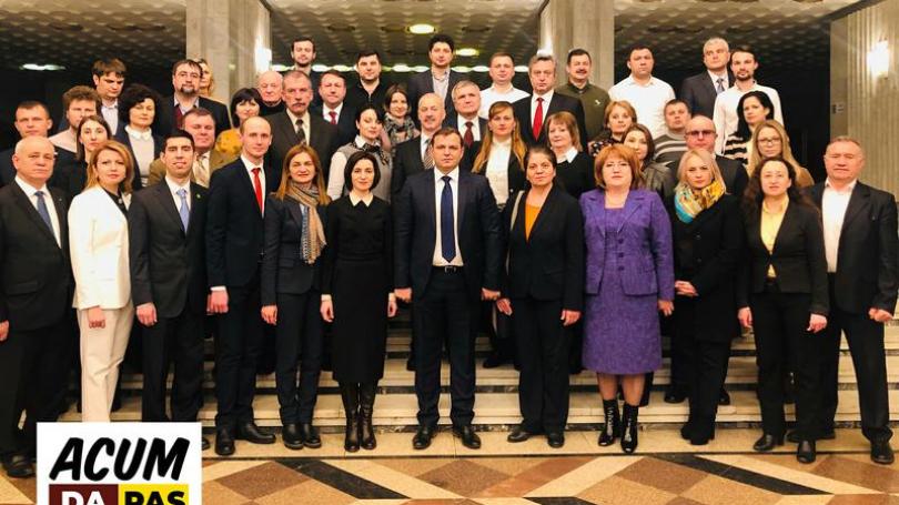 uploads/elections/2019/08/28/250(810,455).jpg