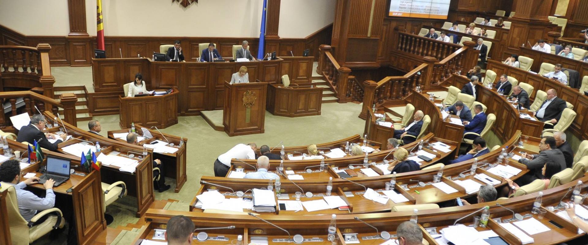 uploads/investigatii/2014/12/10/383(1920,800).jpg