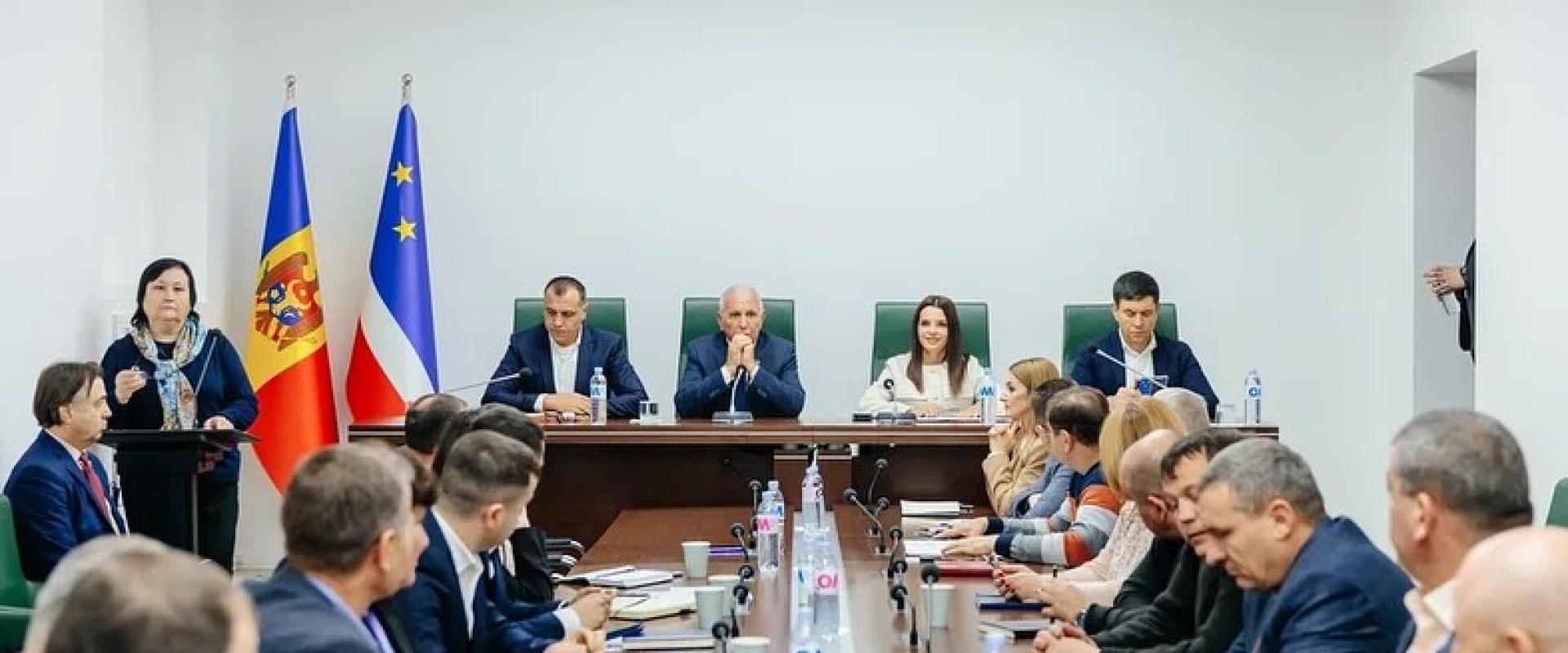 Нерукопожатные. Проблемы с законом первых лиц Гагаузии 