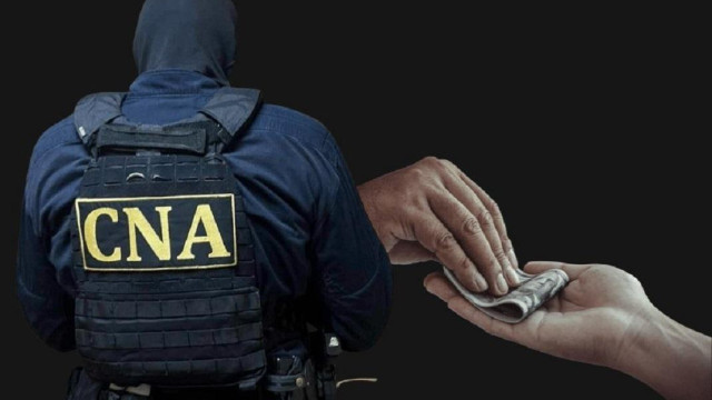 Mită pentru eliberarea unui deținut condamnat pentru viol
