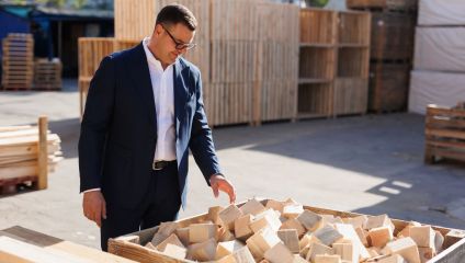 Schema cu lemn tăiat ilegal, semnalată pe Harta Corupției, ajunge la Guvern. Premierul Vasile Tofan: „Subiectul se ia în lucru”
