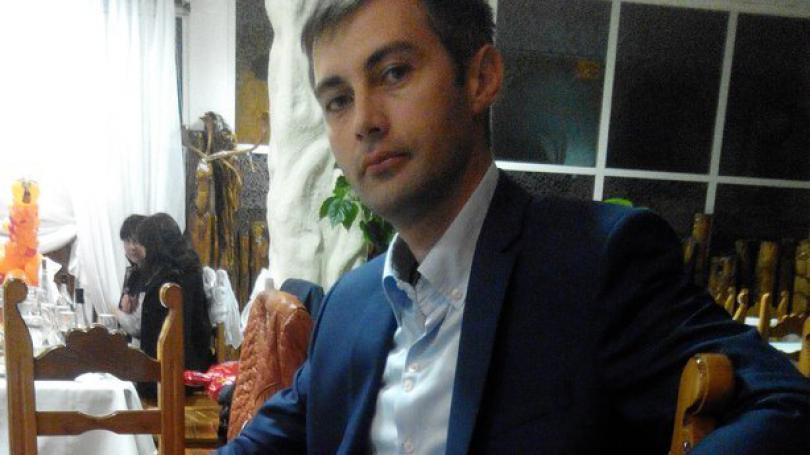uploads/dosare/2015/10/05/42(810,455).jpg