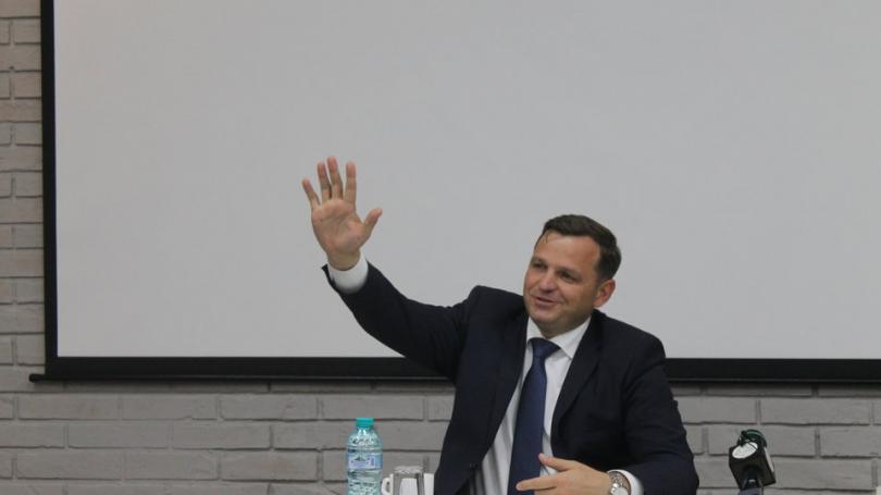 uploads/elections/2019/09/12/270(810,455).jpg