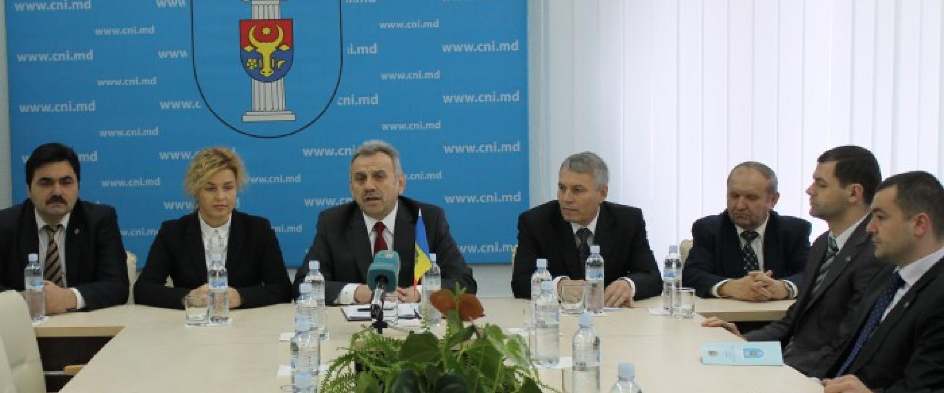 uploads/investigatii/2013/03/06/226(1920,800).jpg