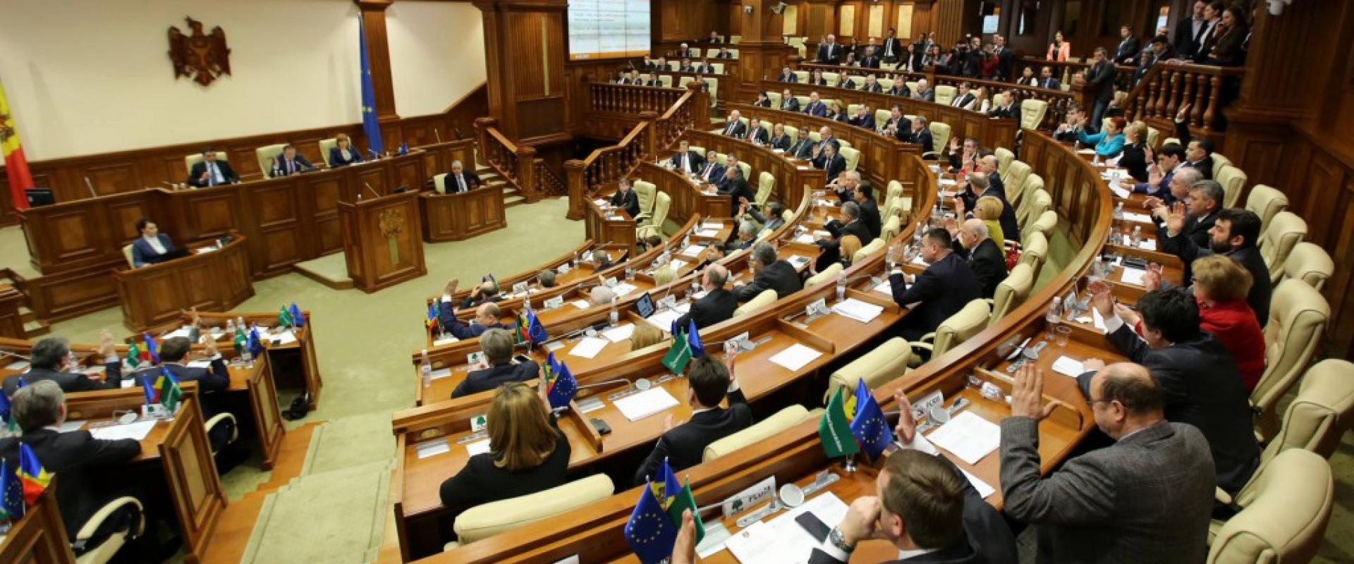 uploads/investigatii/2015/02/20/98(1920,800).jpg