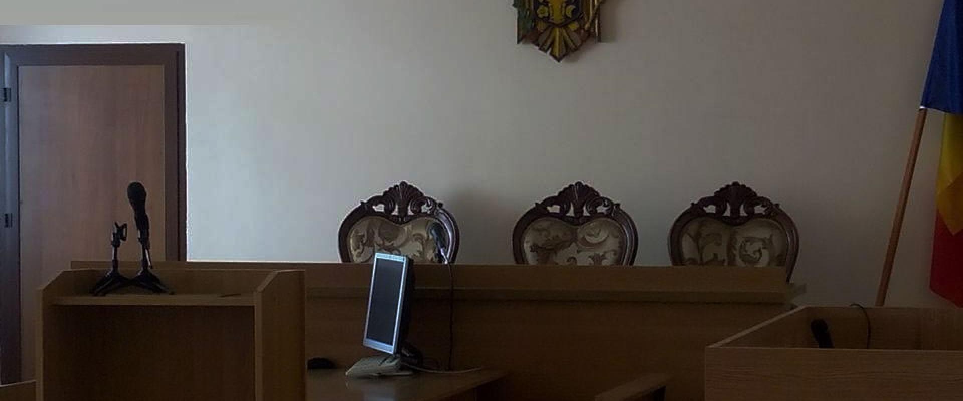 uploads/investigatii/2015/09/04/9(1920,800).jpg